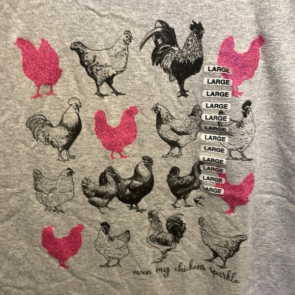 Gildan Tops - Women’s t shirt